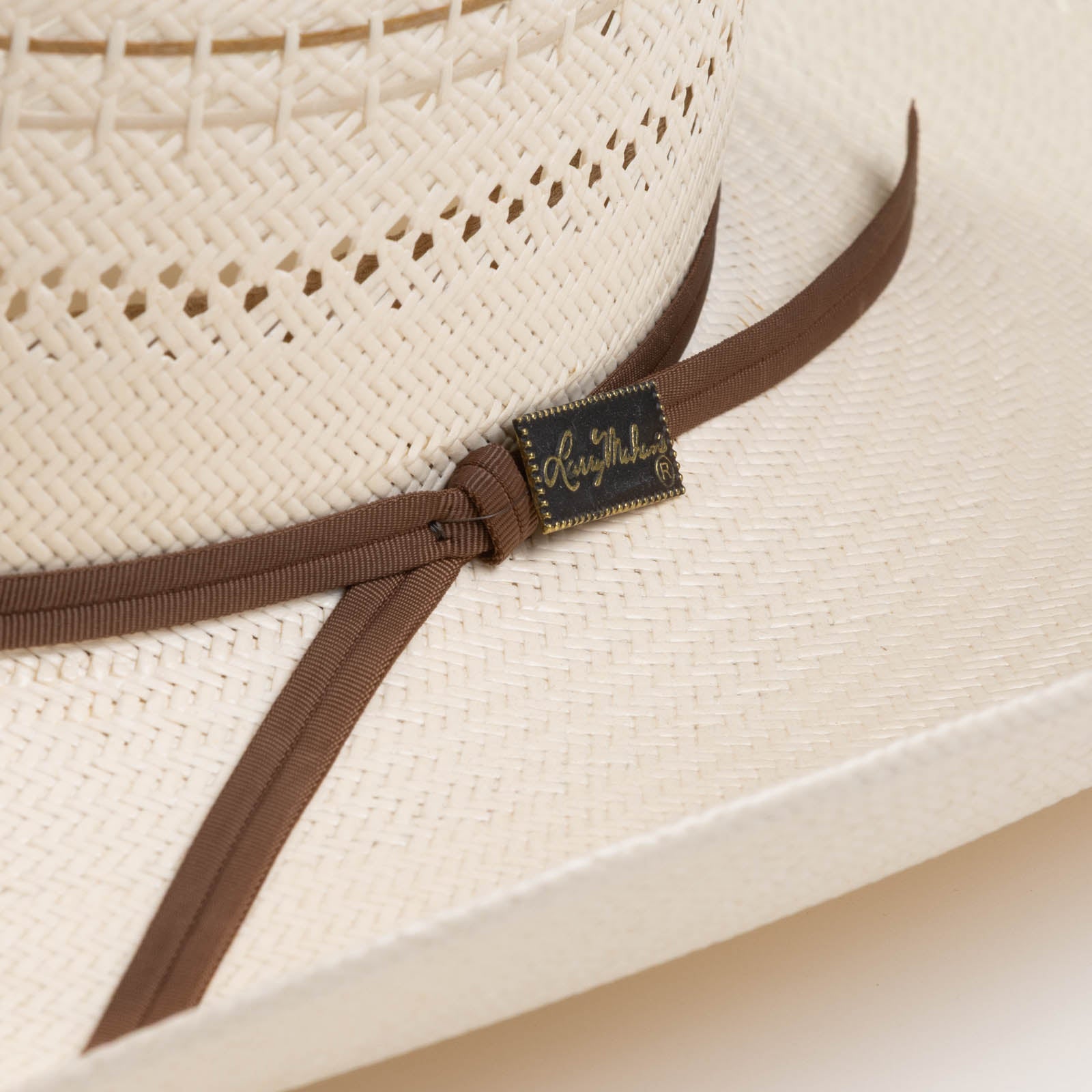 10X Cowboy Knox ivory cowboy hat close-up side angle