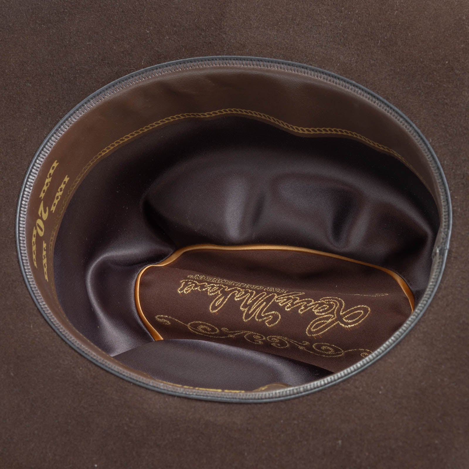 20X Pinnacle brown cowboy hat under brim angle