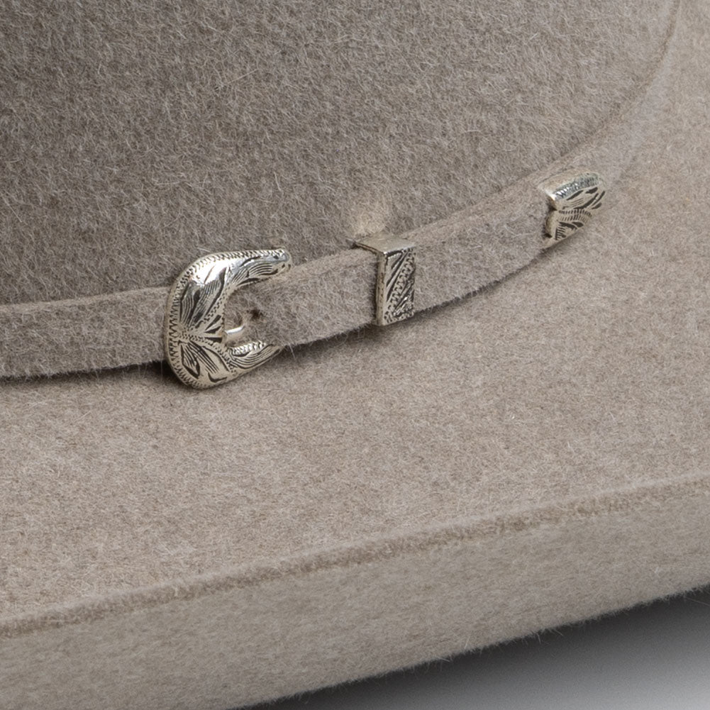 5X Fort Worth natural cowboy hat close-up three-quarter angle