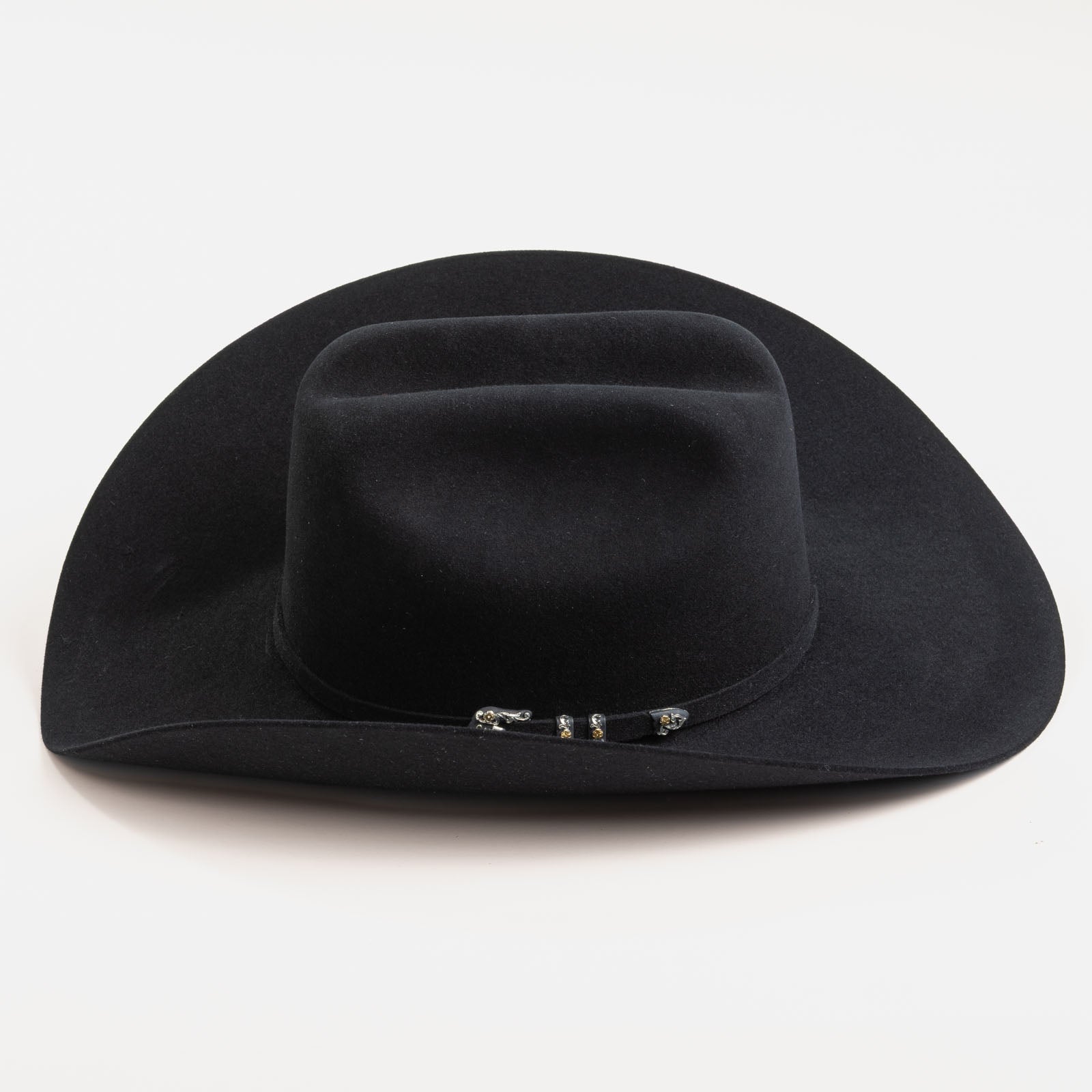 10X Jerarca black cowboy hat left-side angle