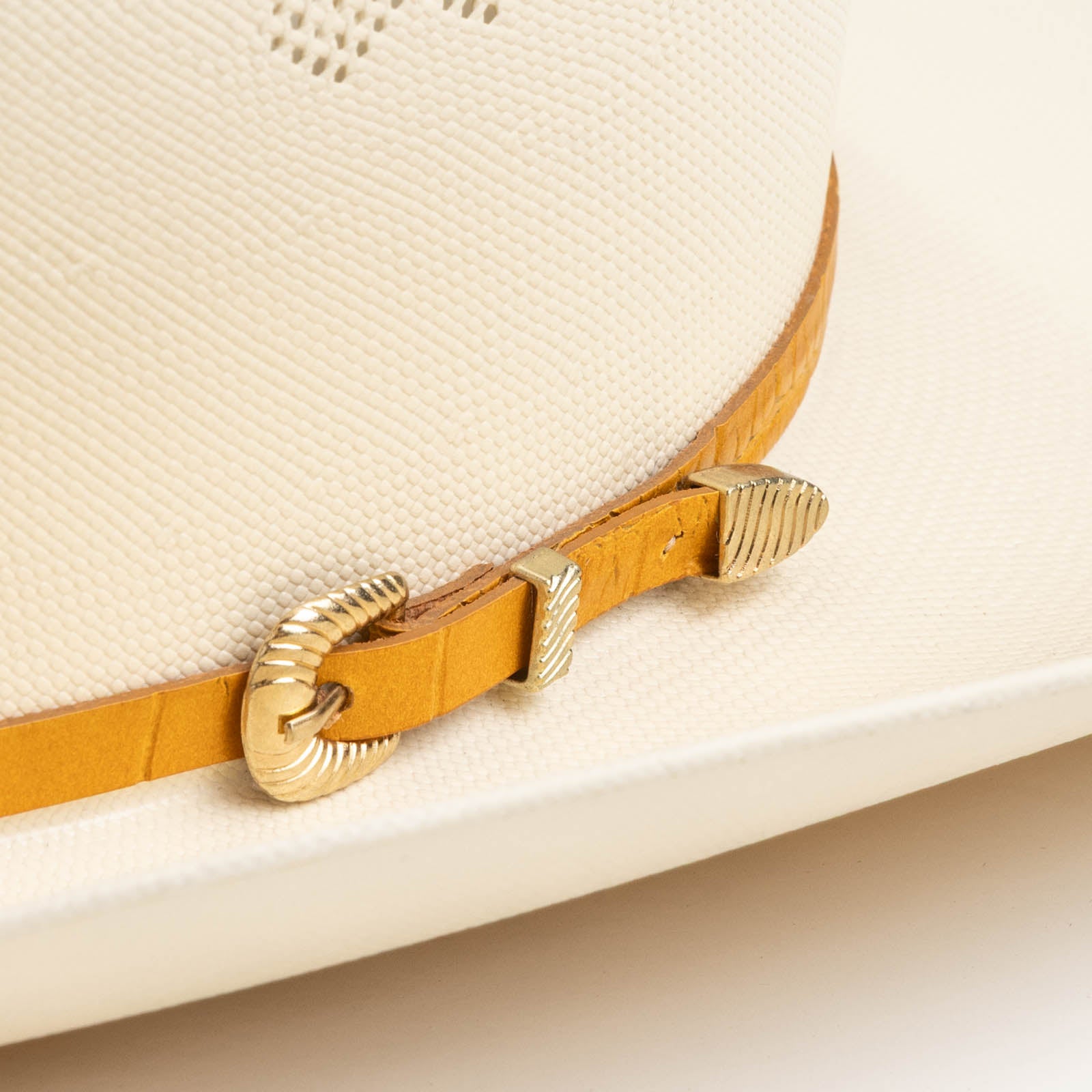 15X El Primero cognac cowboy hat close-up three-quarter angle