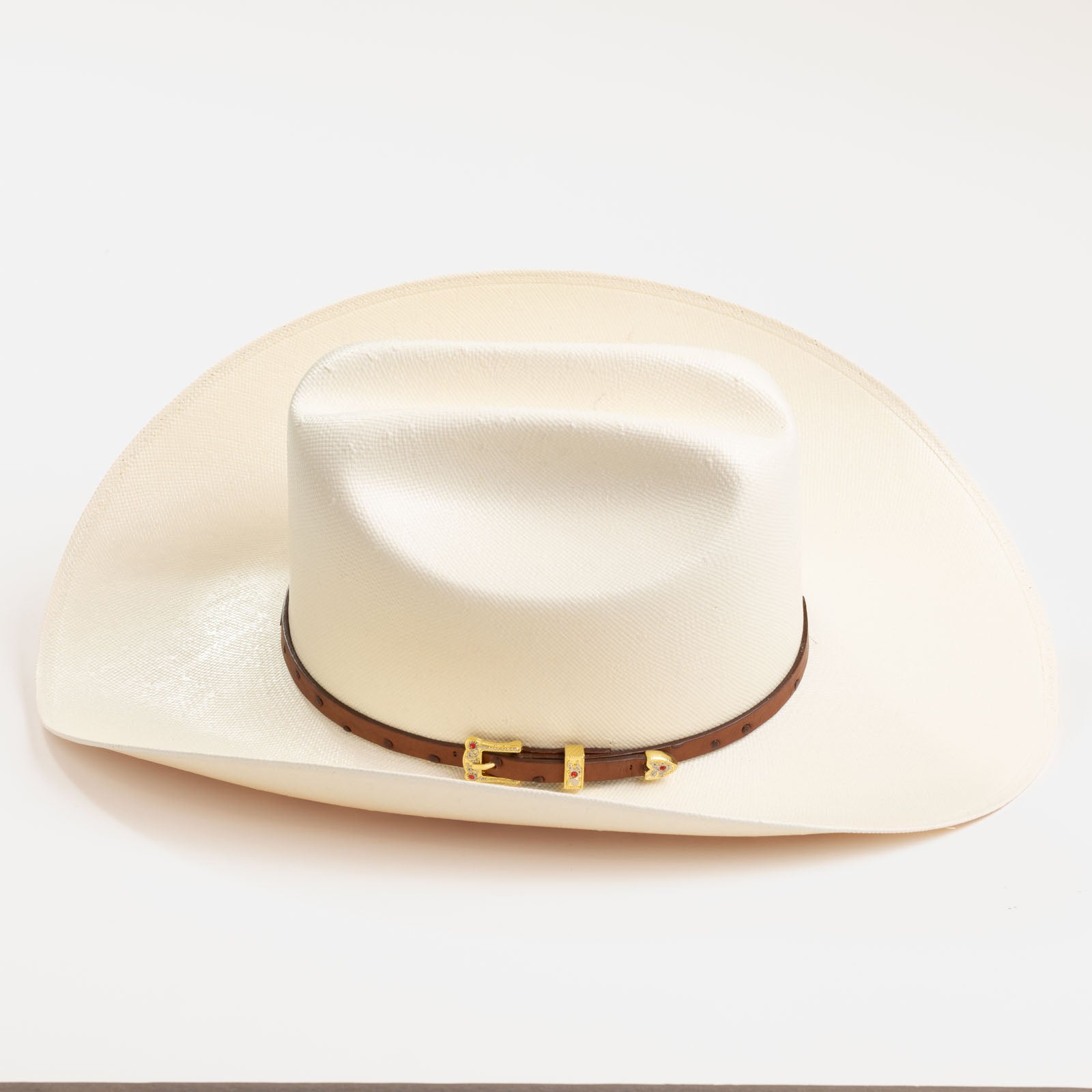 30X Corona cognac cowboy hat left-side angle