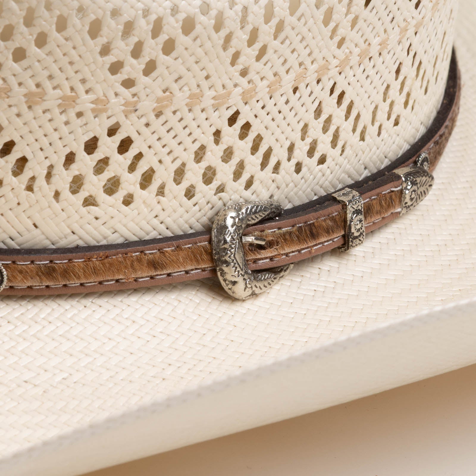 10X Palomino ice white leather strap with silver buckle