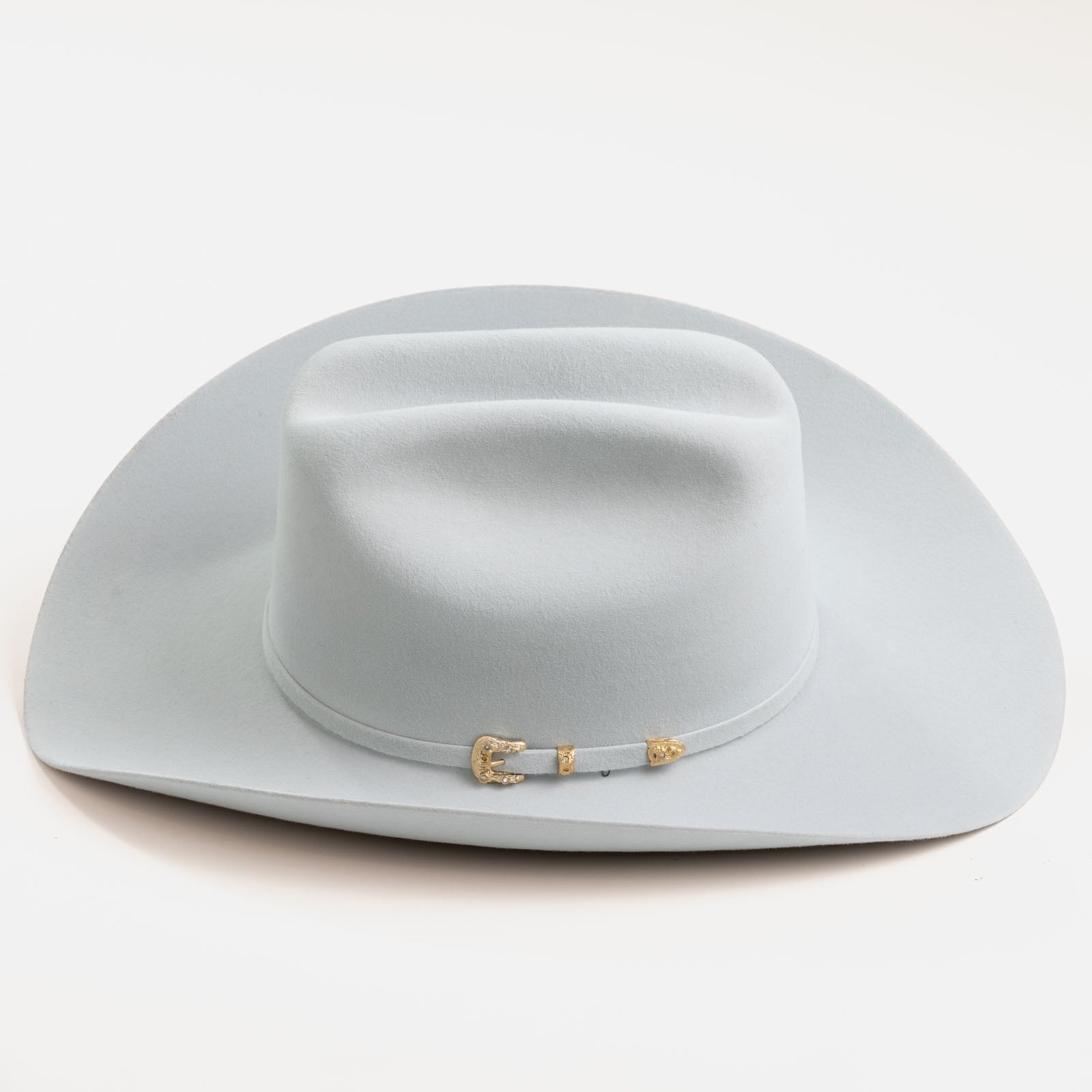 30X Opulento platinum cowboy side angle