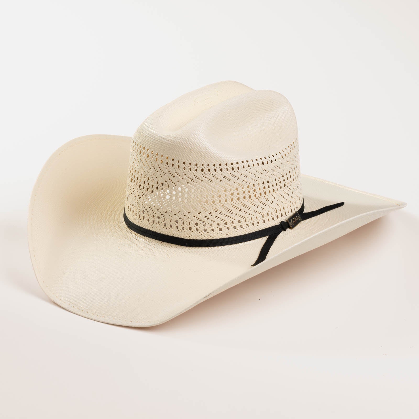 10X Cowboy Walker ivory cowboy hat three-quarter angle