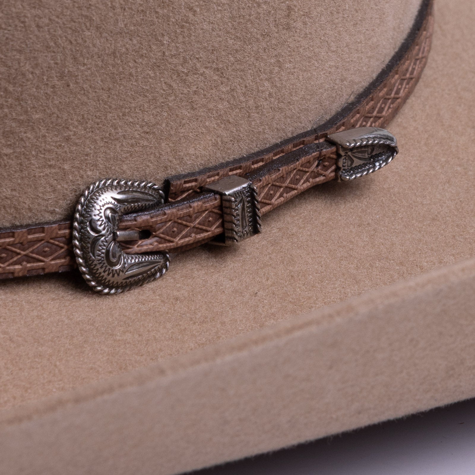 3X Bandera fawn cowboy hat close up three-quarter angle