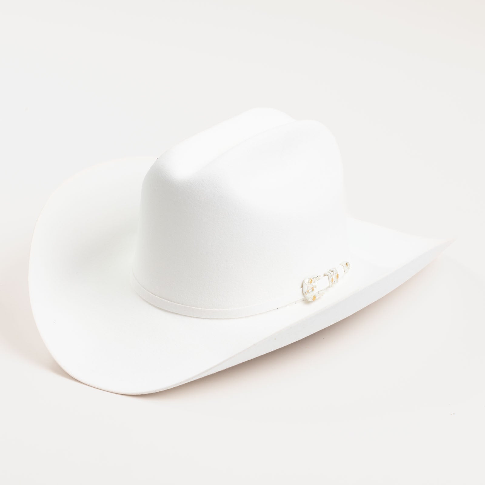 10X Jerarca white cowboy hat three-quarter angle